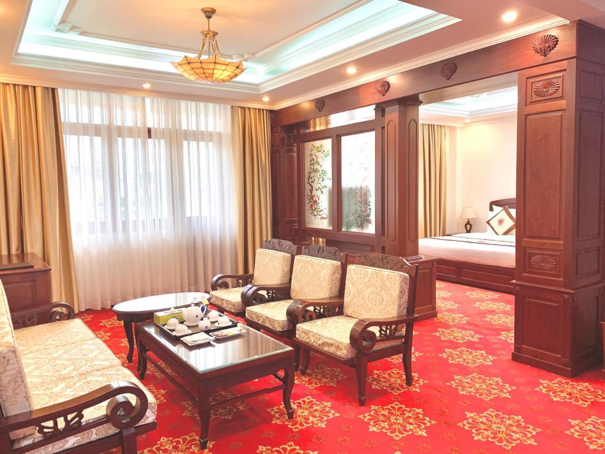 Tan Son Nhat 2 Hotel Хошимин Экстерьер фото