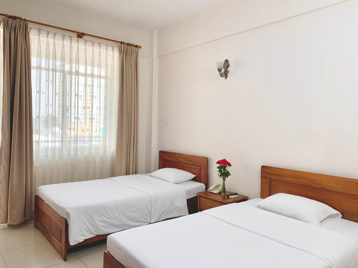 Tan Son Nhat 2 Hotel Хошимин Экстерьер фото