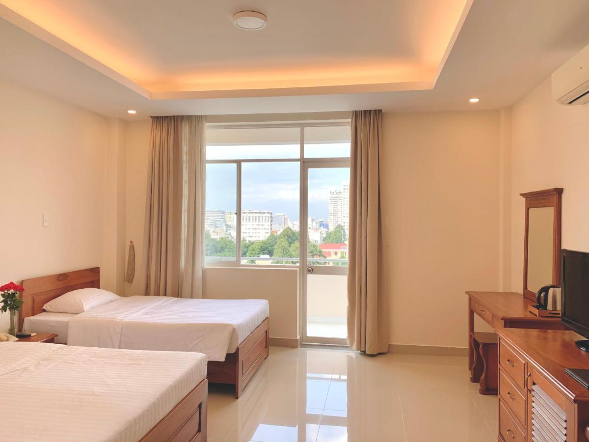 Tan Son Nhat 2 Hotel Хошимин Экстерьер фото