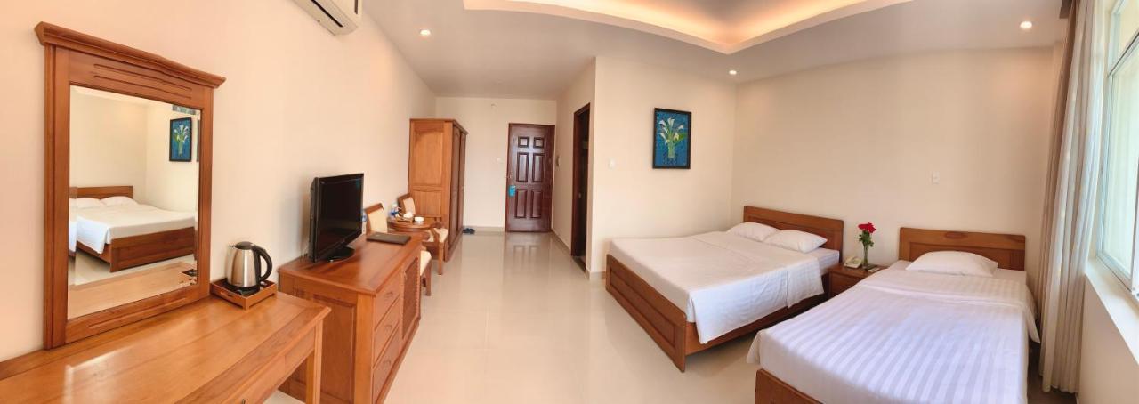 Tan Son Nhat 2 Hotel Хошимин Экстерьер фото